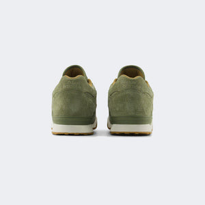 Back image of New Balance numeric model 770 color green