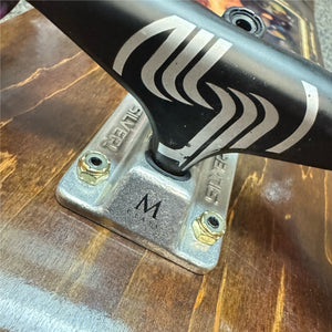 NINE MUSES CUSTOM COMPLETE SKATEBOARD