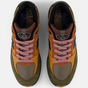 brown green gigliotti Reynolds 933 nb numeric colorway