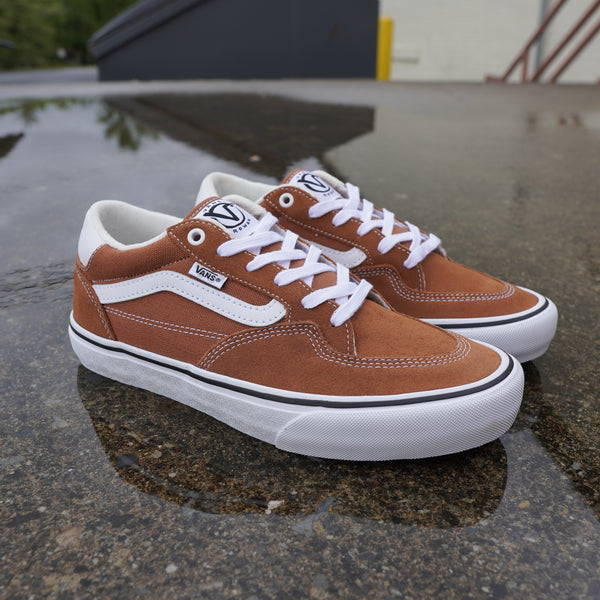 VANS FOOTWEAR ROWAN GLAZED GINGER WHITE  PAIR IMAGE