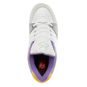 Es Accel og Animal white shoes top image