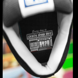 ETNIES SAL 23 SKATE SHOP DAY BLACK GUM