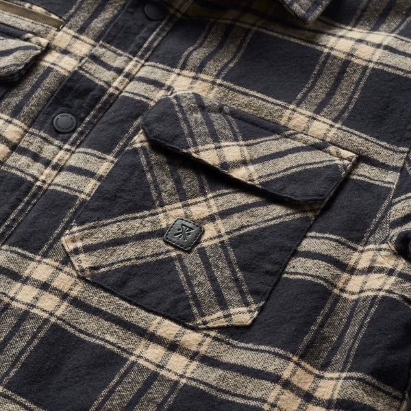 Roark Flannel backwoods jacket pocket close up