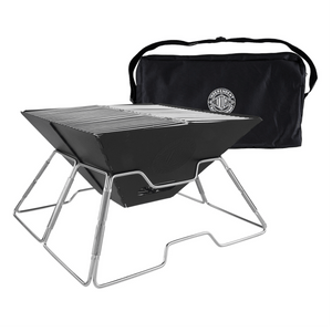 INDEPENDENT FOLDABLE GRILL NEXT TO THE CARYYING BAG INCLUDED WITH THE GRILL