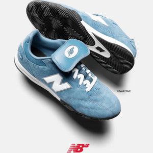 pair of new balance numeric 442 blue white skate/soccer fusion shoe 