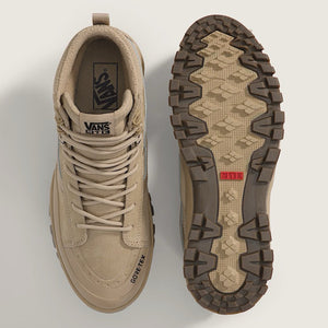 Vans Sk8-Hi GORE-TEX MTE close-up showing UltraCush drop-in footbed