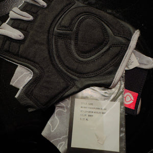 inside image of circa musk vintage fingerless gloves NOS
